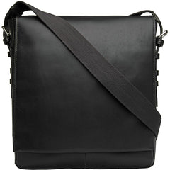 Cooper Medium Vertical Messenger in Black