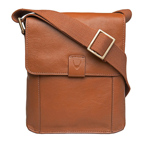 Aiden Small Leather Messenger Bag in Tan