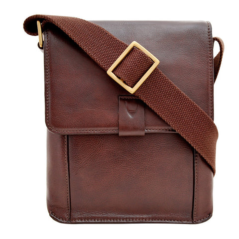 Aiden Small Leather Messenger Bag in Brown
